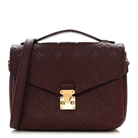 louis vuitton pochette metis wine.